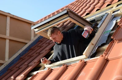 Pose de fenêtres de toit Velux à Corignac